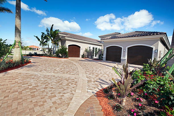 Best Local Driveway Pavers  in Coleman, MI